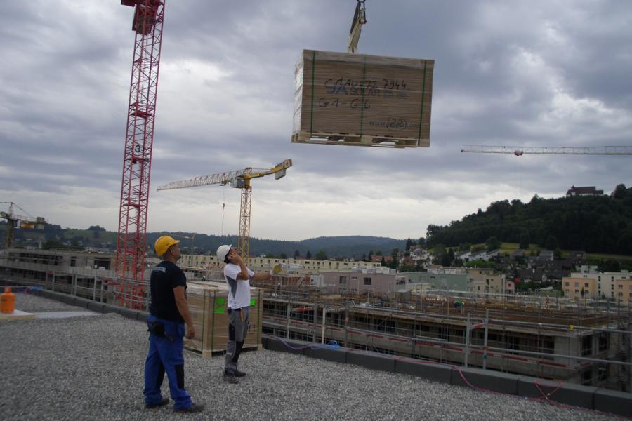 Material der PV-Anlagen auf dem Dach